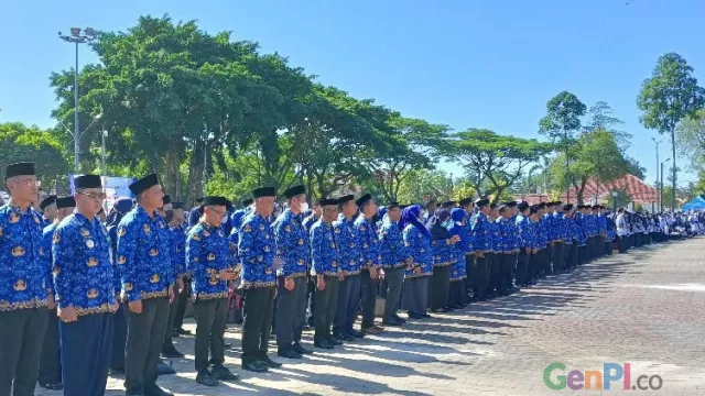 Ratusan Tenaga Honorer Dipecat dari Sekolah di Banten - GenPI.co BANTEN