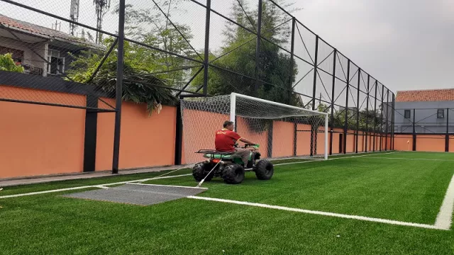 Wajah Baru Lapangan Bola Kemayoran, Pakai Rumput Sintetis Italia - GenPI.co