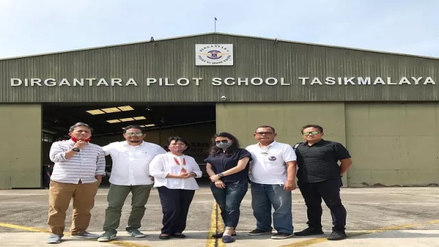 Sekolah Pilot DPST Tetap Bertahan di Tengah Pandemi Corona - GenPI.co