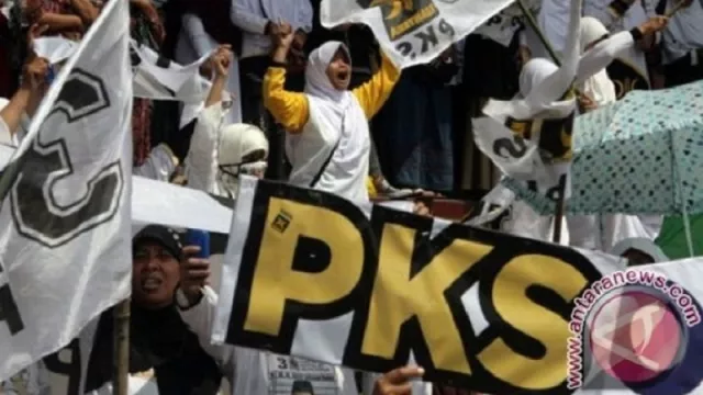 Menebak Arah PKS Menjelang Reshuffle Kabinet  - GenPI.co
