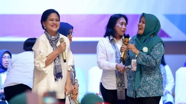 Cegah Gizi Buruk, Ibu Negara Sosialisasi ke Posyandu Cirebon - GenPI.co