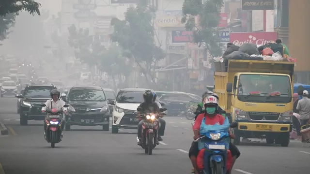 Asap Karhutla Kepung Pekanbaru Riau, Sekolah Diliburkan 2 Hari - GenPI.co