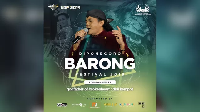 Ada Godfather of Broken Heart di Diponegoro Barong Festival 2019 - GenPI.co
