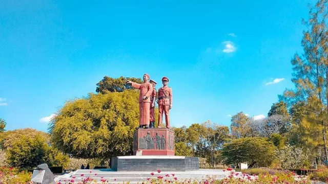 Monumen Suryo, Sejarah Kelam Gubernur Jatim yang Dibunuh PKI - GenPI.co