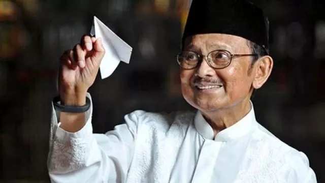 BJ Habibie Tutup Usia Pukul 18.05 WIB, Rabu, 11 September 2019 - GenPI.co