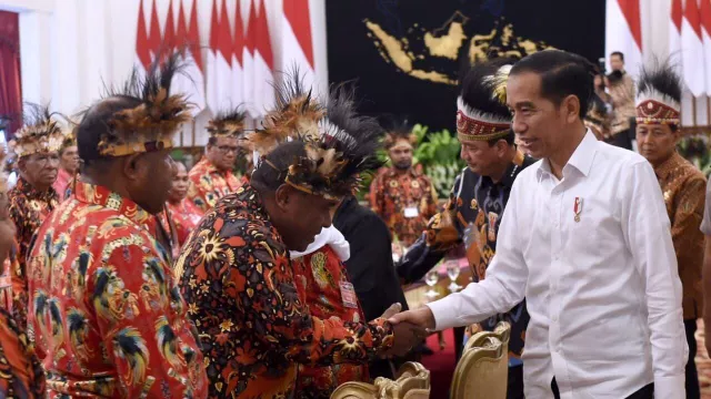 Mengejutkan, Jokowi Setujui Pemekaran Papua dan Papua Barat - GenPI.co