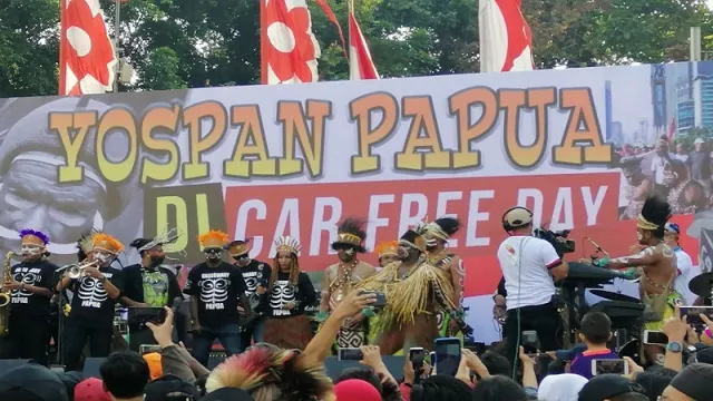 Warga Papua Gelar Musik dan Tarian Yospan di CFD - GenPI.co