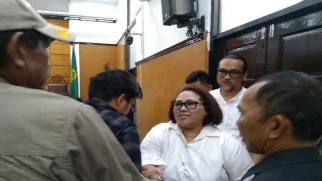Kerjanya Cengengesan Nunung Mengidap Gangguan Depresi Berat - GenPI.co Kerjanya Cengengesan Nunung Mengidap Gangguan Depresi Berat - GenPI.co
