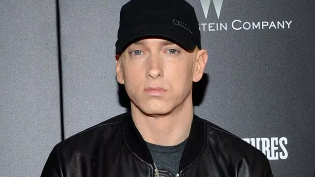 Dituding Ancam Trump, Rapper Eminem Didatangi Paspampres AS - GenPI.co