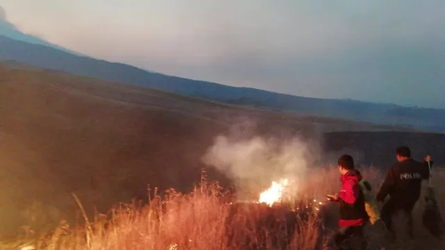 Kebakaran Hutan Makin Meluas, Jalur Pendakian Rinjani Ditutup - GenPI.co