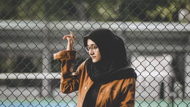 Ini Rahasia Agar Hijab Tidak Letoy - GenPI.co