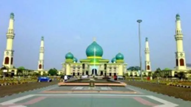 Ayo Berkunjung ke Masjid Agung An-Nur Riau Saat Momen Maulid Nabi - GenPI.co