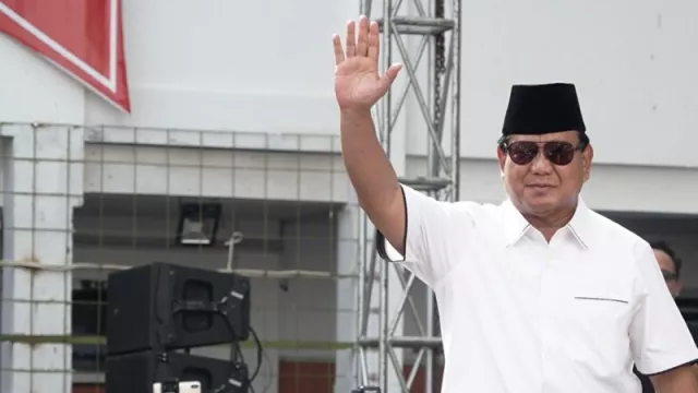 Survei Membuktikan, Rakyat Tak Setuju Prabowo Gabung ke Jokowi - GenPI.co