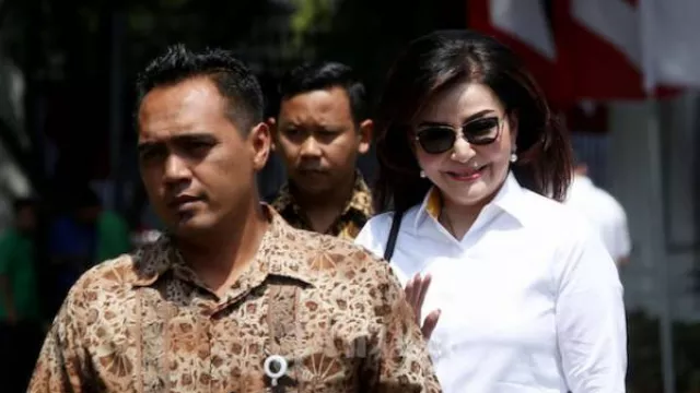 Bupati Cantik Datang ke Istana, Sinyal Kuat Masuk Kabinet Jokowi - GenPI.co
