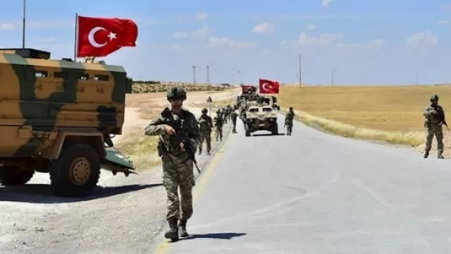 Pasukan Turki Berkumpul di Perbatasan, Bersiap Invasi Suriah - GenPI.co