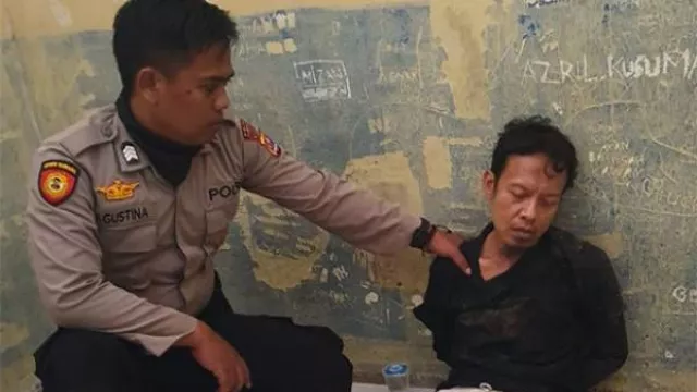 Wiranto Ditusuk, Pengakuan Para tetangga Abu Rara Mengejutkan - GenPI.co