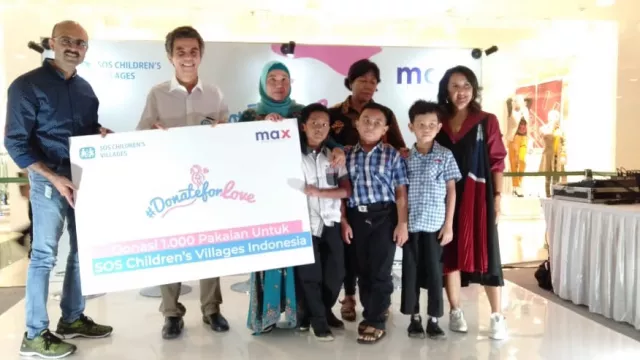 MAX Fashion Sumbang 1000 Pakaian untuk Anak di Pelosok Indonesia - GenPI.co