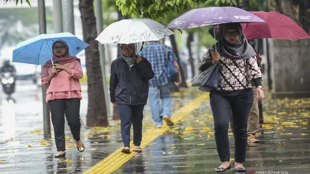 BMKG: Jakarta Diguyur Hujan Sabtu dan Minggu - GenPI.co
