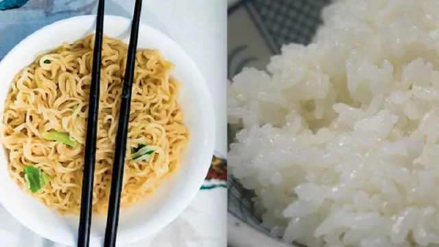 Awas, Makan Mi Pakai Nasi Sumber Penyakit - GenPI.co