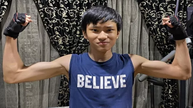 Anak dan Ayah: Azka Kini Kekar dan Berotot, Mirip Deddy Corbuzier - GenPI.co