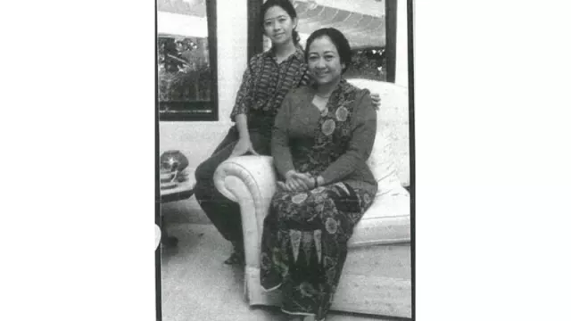 Foto Jadul Bareng Megawati di Hari Ibu: Puan Maharani Ayu Banget - GenPI.co