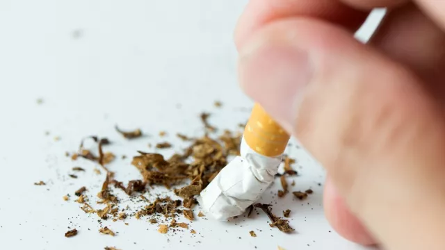 Harga Sudah Naik, Begini Kiat Berhenti Rokok - GenPI.co Harga Sudah Naik, Begini Kiat Berhenti Rokok - GenPI.co