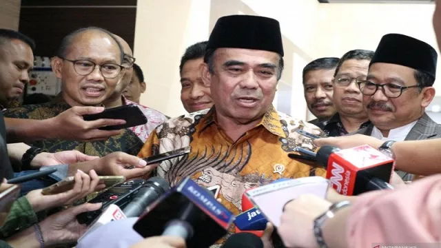 Menag Fachrul Razi Minta Maaf Soal Cadar dan Celana Cingkrang - GenPI.co