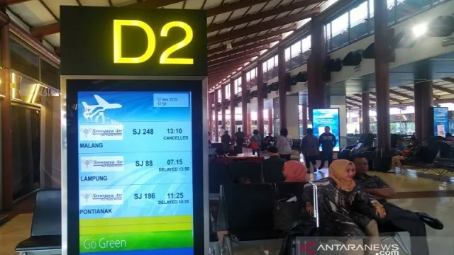 Ratusan Penumpang Sriwijaya Air Batal Terbang di Bandara Soetta - GenPI.co