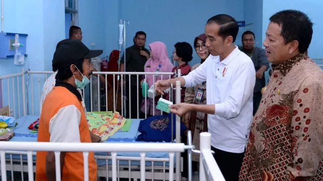 Presiden Jokowi Sidak Layanan BPJS di RS Lampung - GenPI.co