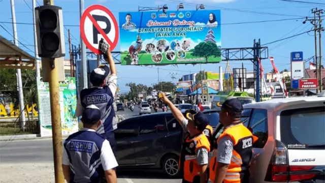 Rambu Lalu Lintas di Gorontalo Kinclong, Berkendara Makin Nyaman - GenPI.co