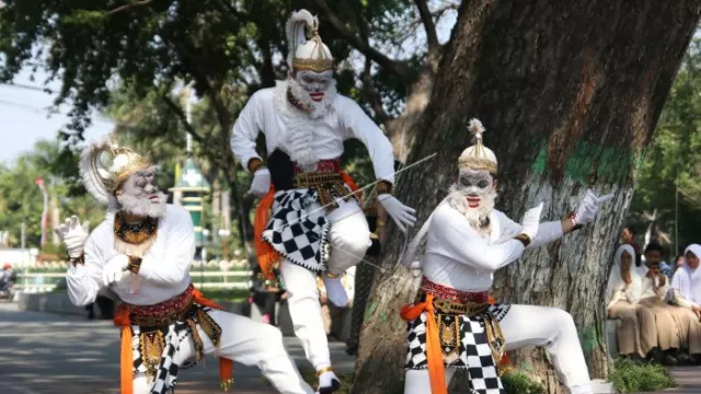 Ratusan Kethek Ogleng Siap Buka Pesta Rakyat Jawa Tengah 2019 - GenPI.co