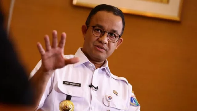 Anies Baswedan Ancam Tutup Pabrik yang Keluarkan Asap Hitam Pekat - GenPI.co