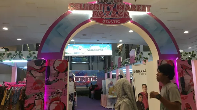 Berburu Diskon Produk Artis di Bazar Tangcity - GenPI.co