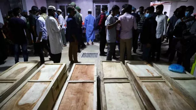 Masjid di Bangladesh Meledak, 20 Orang Tewas - GenPI.co