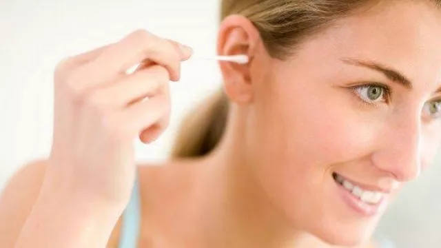 Obat Tetes Mata Lebih Aman Bersihkan Kotoran di Telinga, Simak! - GenPI.co