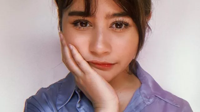 Prilly Latuconsina Punya Hobi yang Bikin Dada Pria Berdegup Kacau - GenPI.co