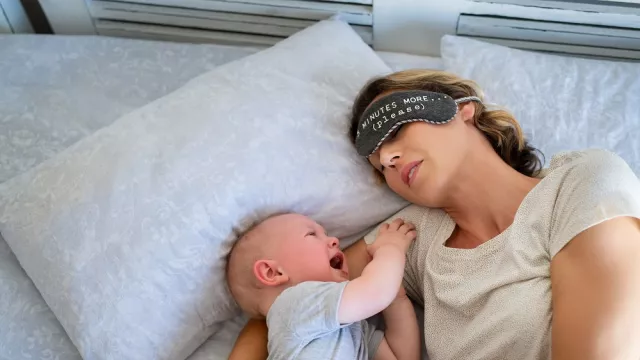 6 Alasan Paling Mungkin Kenapa Bayi Tidak Mau Tidur di Malam Hari - GenPI.co
