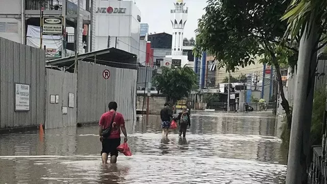 Jakarta Banjir, Peringatan Wirang Birawa Jadi Kenyataan - GenPI.co