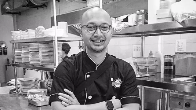 Awalnya Hobi Makan Steak, Chef Afit Kini Sukses dengan Holycow - GenPI.co Awalnya Hobi Makan Steak, Chef Afit Kini Sukses dengan Holycow - GenPI.co