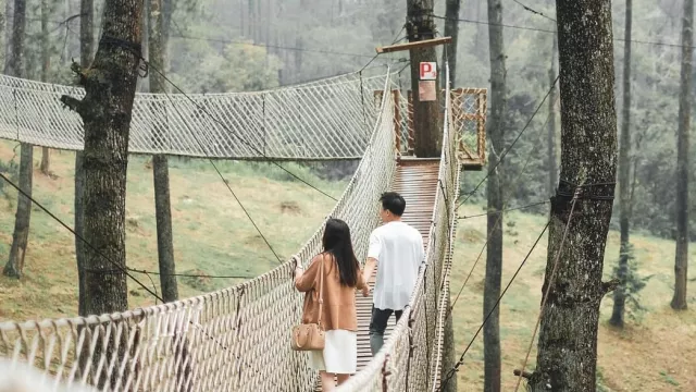 3 Wisata Bandung Bernuansa Romantis, Cocok Untuk Bulan Madu - GenPI.co