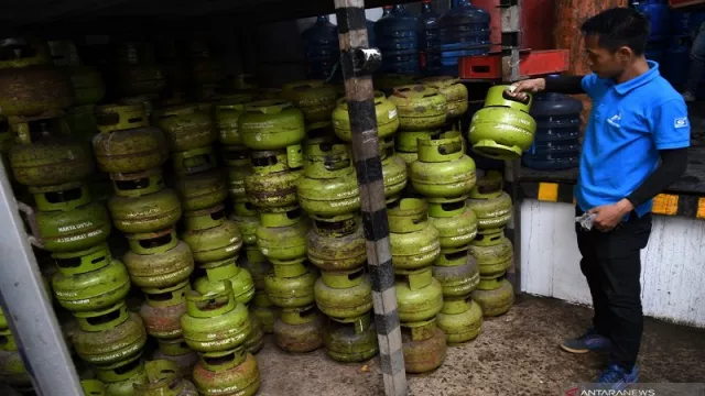 Subsidi Gas Melon Dicabut, Orang Miskin Menjerit - GenPI.co