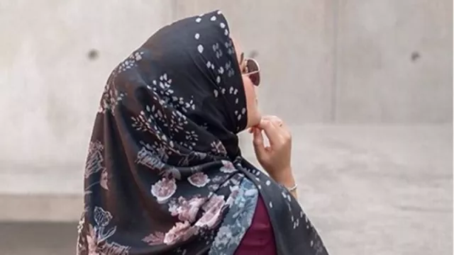 Outfit Hijaber: Jilbab Voal Lagi Tren, Kenapa Ya? - GenPI.co