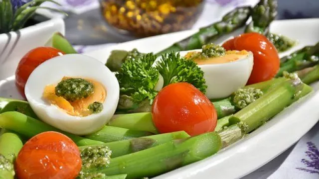 Jangan Makan Telur Bersamaan dengan 4 Bahan Ini, Awas Keracunan - GenPI.co