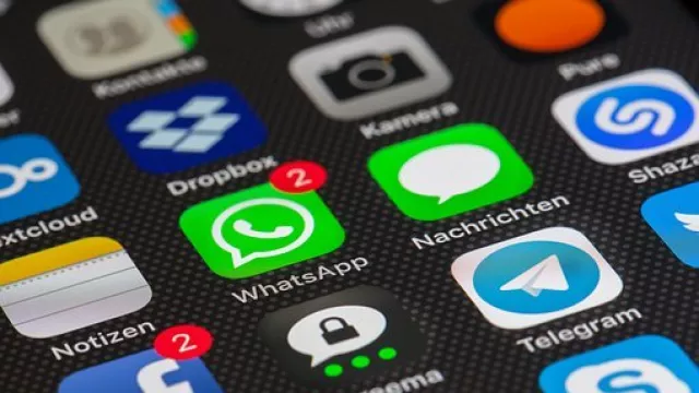 Jangan Pernah Berbagi Link WhatsApp Group, Awas Ada Penyusup - GenPI.co