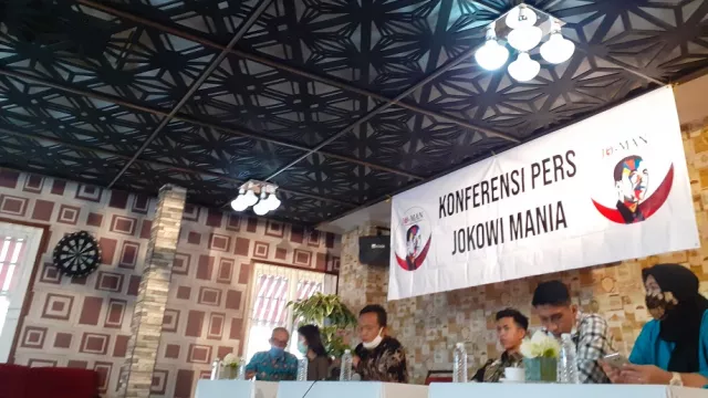 Joman Minta 10 Menteri Ditendang, ada Wishnutama dan Nadiem - GenPI.co