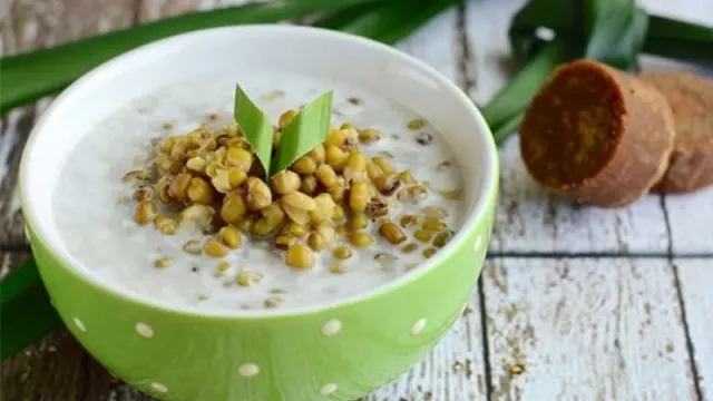 Dingin-Dingin Asyik Makan Bubur Kacang Hijau, Nih Resep Antigagal - GenPI.co