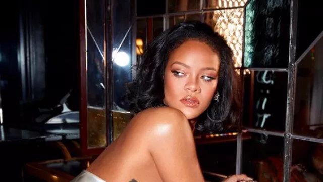 Bukannya Album Baru, Rihanna Justru Rilis Buku Masak   - GenPI.co