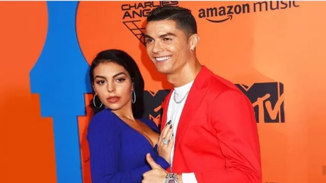 Romantisnya Cristiano Ronaldo Rayakan Ultah Georgina Rodriguez - GenPI.co