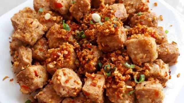 Menu Makan Siang Coba Buat Tahu Cabe Garam deh, Dijamin Mantul! - GenPI.co