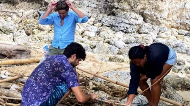 Peduli Lingkungan, Aktor Adrian Grenier Bersihkan Sampah di Bali - GenPI.co
